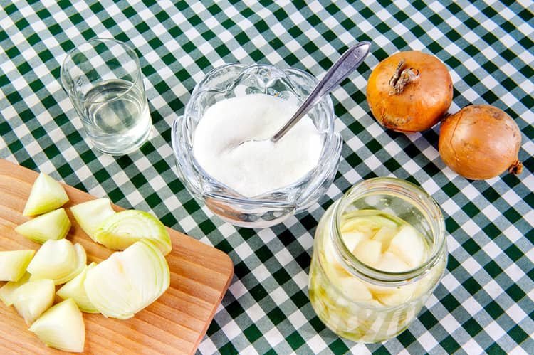 Cibuľový sirup na bolesť hrdla v tehotenstve